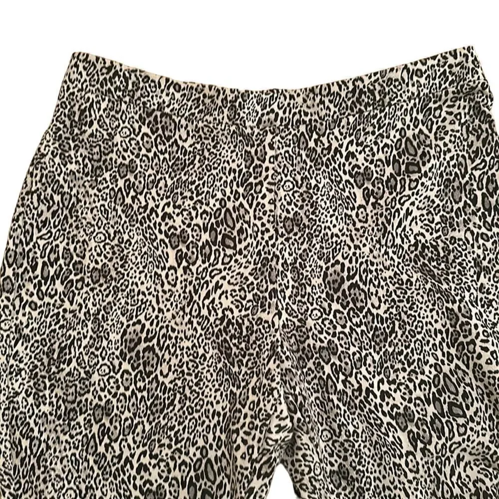 Chicos Women’s Shadow Leopard Medium Weight Ankle Length Legging Chicos Sz 2R 12